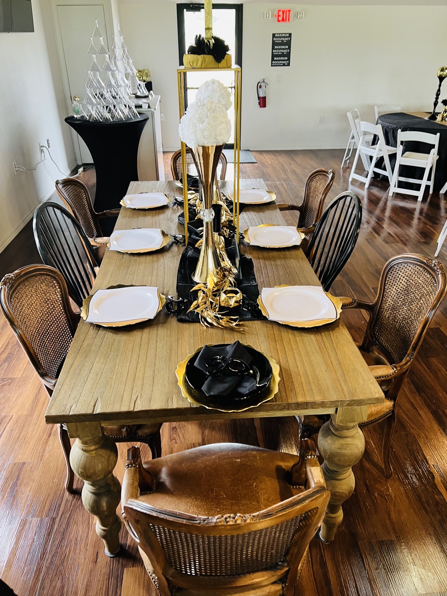 Farmhouse table with sequin runner